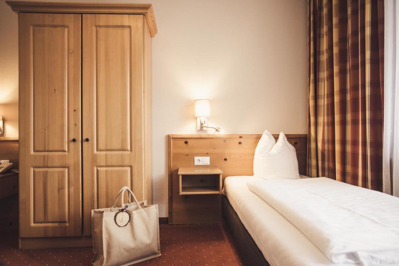 Hotel Johanna Mitten Im Oetztal Umhausen Dış mekan fotoğraf
