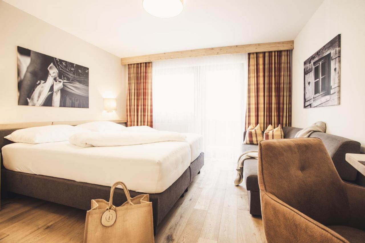 Hotel Johanna Mitten Im Oetztal Umhausen Dış mekan fotoğraf
